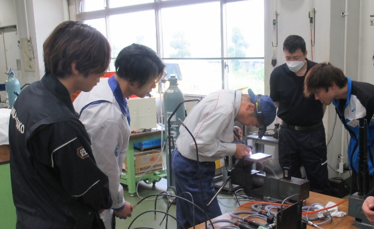 写真：魅力 継続的な支援